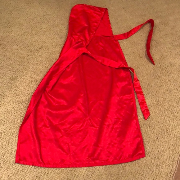 Red Satin Cape with Hood -Halloween Costume - One Size - Picture 4 of 12